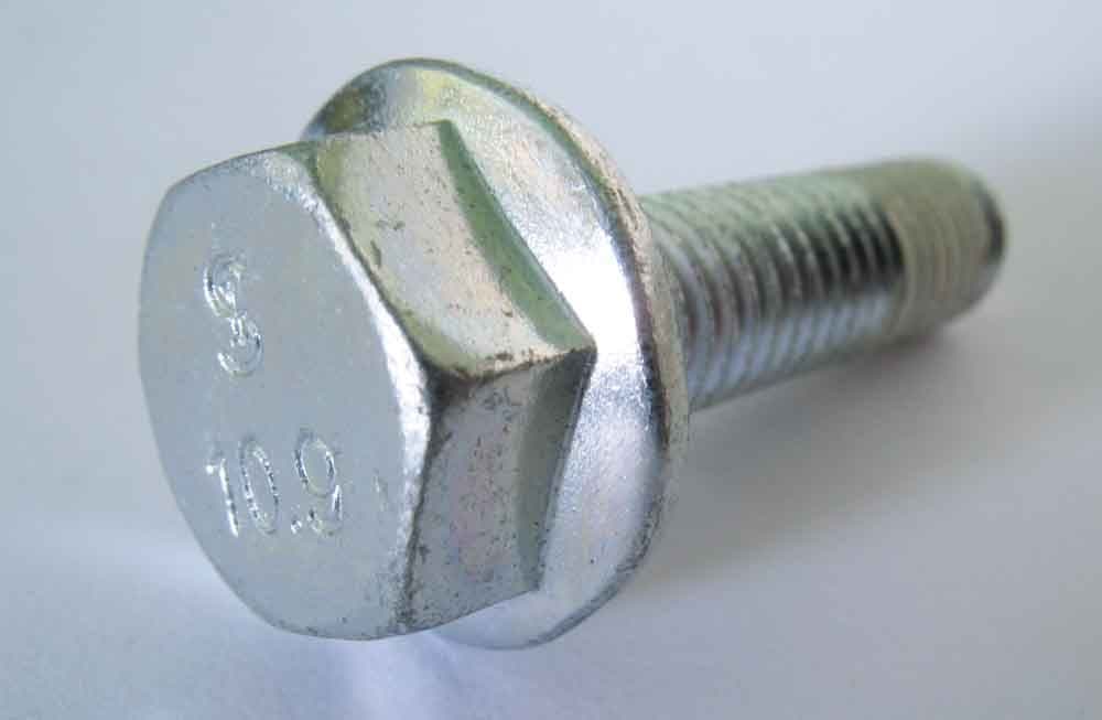 Болт с фланцем M8х1.25х30 мм сталь