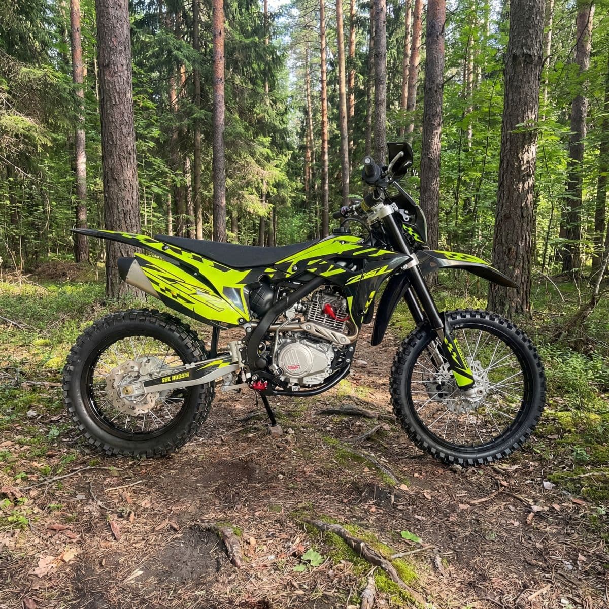 Эндуро / мотоцикл кроссовый BSE Z5 L